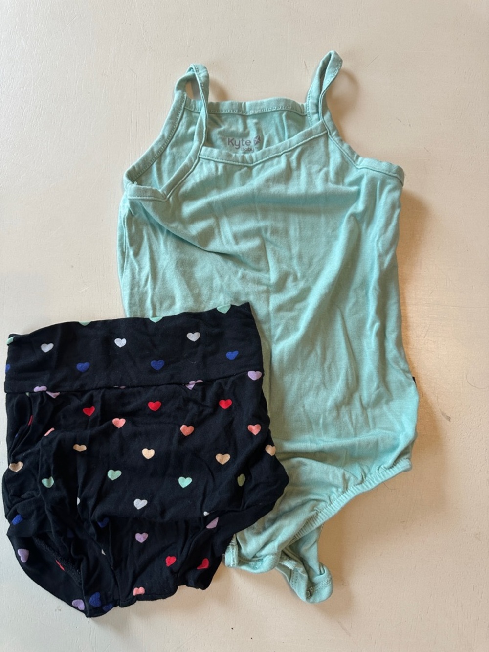 Kyte BABY Tank Bodysuit with Heart Bummies